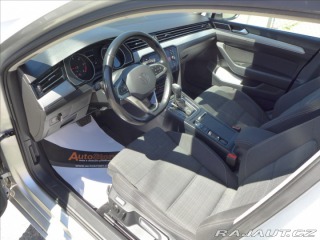 Volkswagen Passat 2,0 TDI FULL LED DPH 2021