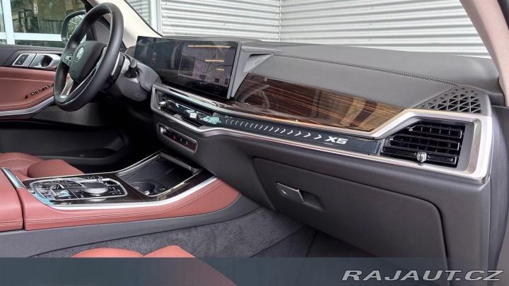 BMW X5 30d VZDUCH 2VR SoftClose 2025