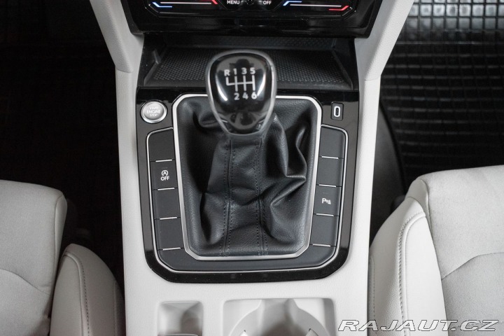 Volkswagen Passat 2.0 TDI ELEGANCE*ACC*ČR*1 2021