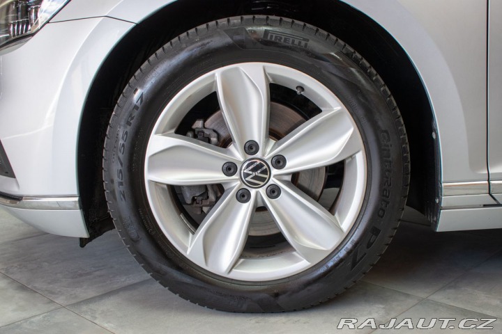 Volkswagen Passat 2.0 TDI ELEGANCE*ACC*ČR*1 2021