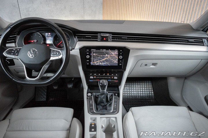 Volkswagen Passat 2.0 TDI ELEGANCE*ACC*ČR*1 2021