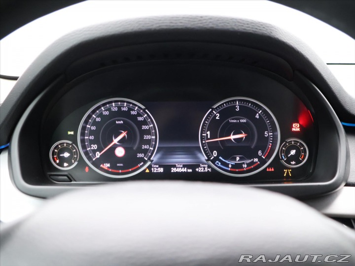 BMW X5 3,0 30d 190kW xDrive CZ 2015