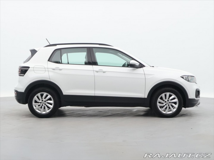Volkswagen T-Cross 1,6 TDI DSG CZ Life 2020