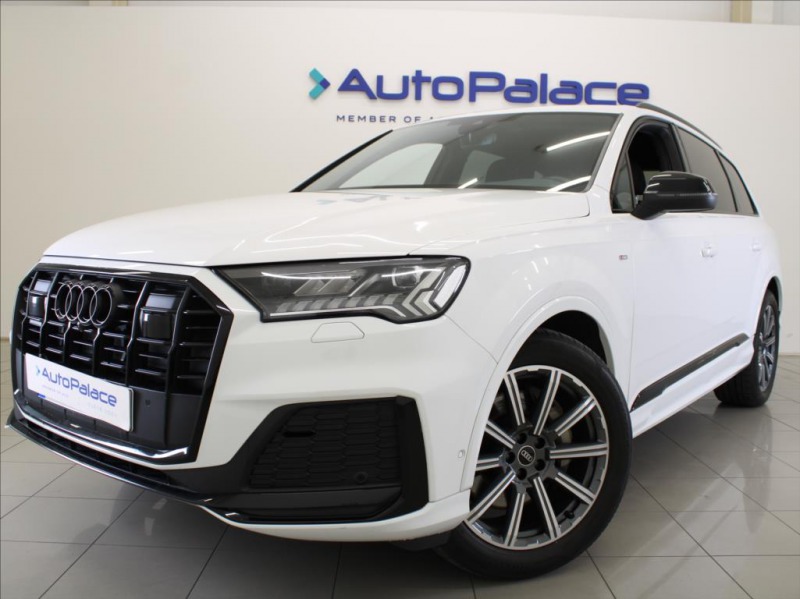 Audi Q7 3,0 50TDi S-Line 7-míst B