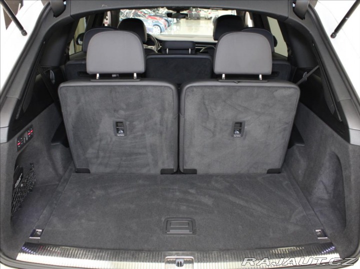 Audi Q7 3,0 50TDi S-Line 7-míst B 2022