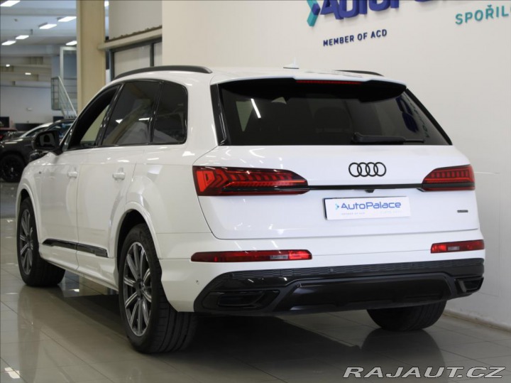 Audi Q7 3,0 50TDi S-Line 7-míst B 2022