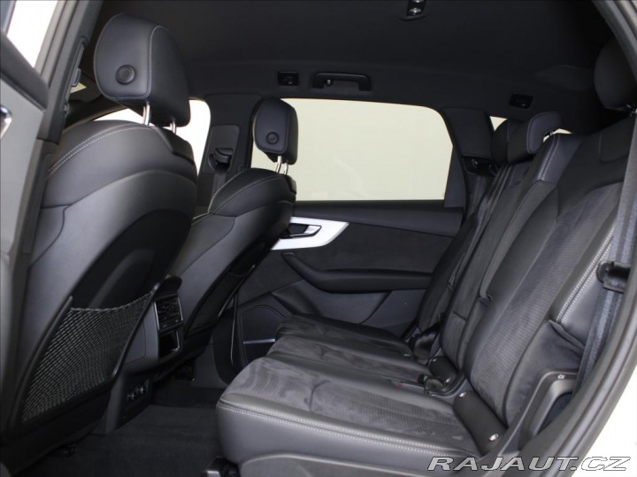 Audi Q7 3,0 50TDi S-Line 7-míst B 2022