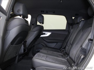 Audi Q7 3,0 50TDi S-Line 7-míst B 2022