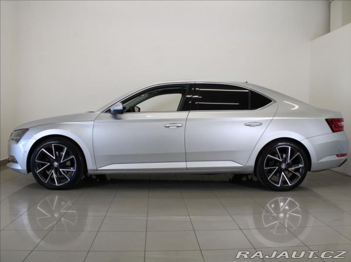 Škoda Superb 2,0 TDi 140kW Laurin & 2016