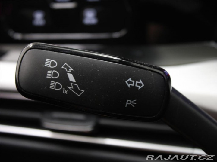Volkswagen Golf 1,0 TSi Variant Life 53tk 2023