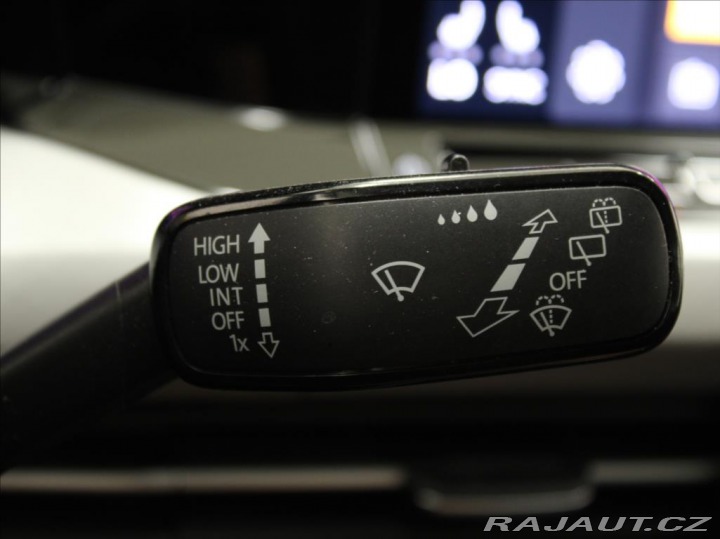 Volkswagen Golf 1,0 TSi Variant Life 53tk 2023