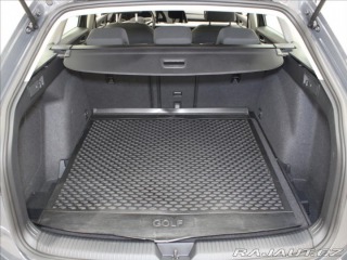 Volkswagen Golf 1,0 TSi DSG Life Var.54tk 2023
