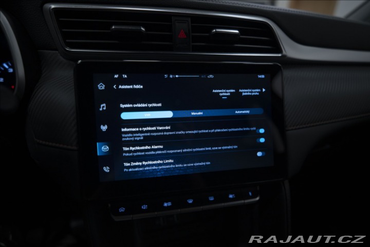 MG ZS 1,5 ESSENTIAL PLUS ZÁRUKA 2024