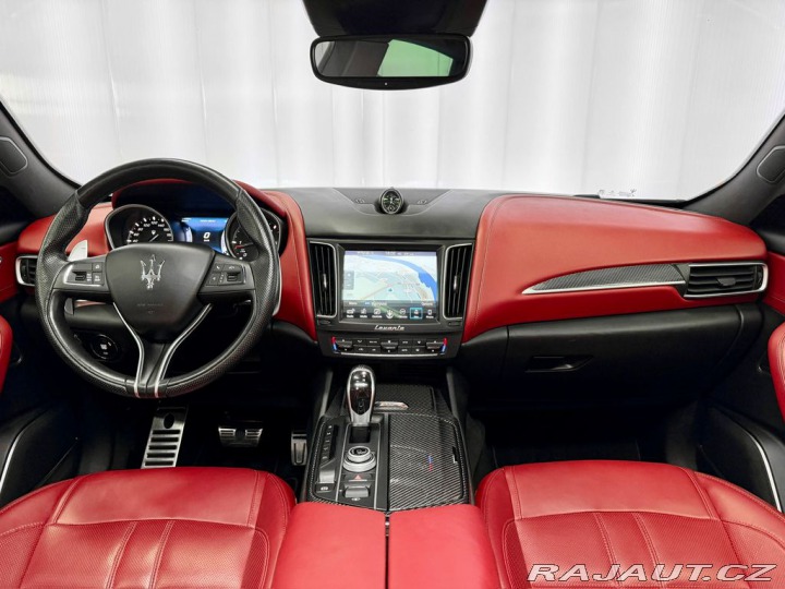 Maserati Levante V6 Q4 DIESEL, PANORAMA, V 2017