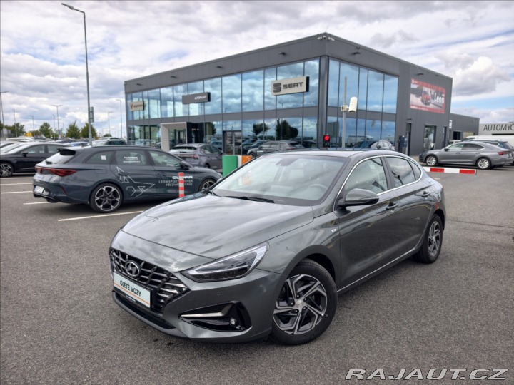 Hyundai i30 1,5 T-GDi Smart Navi DCT 2021