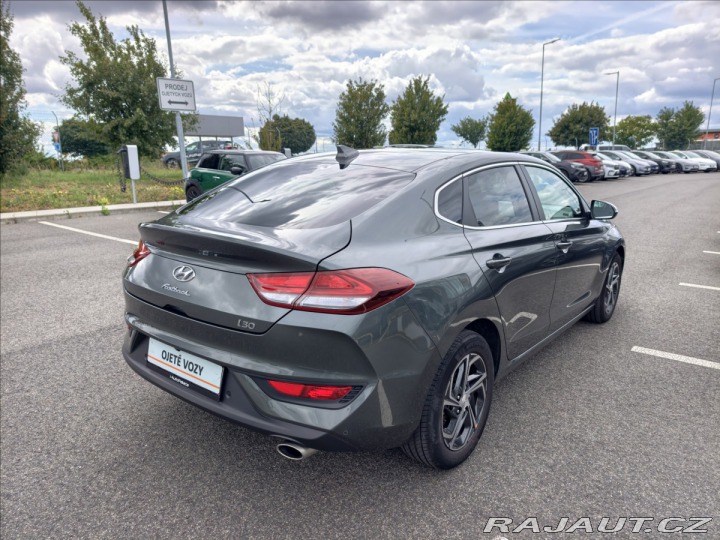 Hyundai i30 1,5 T-GDi Smart Navi DCT 2021