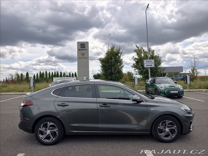 Hyundai i30 1,5 T-GDi Smart Navi DCT 2021