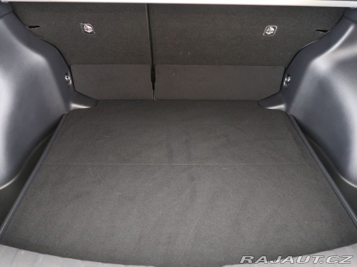 Toyota Corolla Cross 1.8Hybrid,CZ,1Maj,Comfort 2025