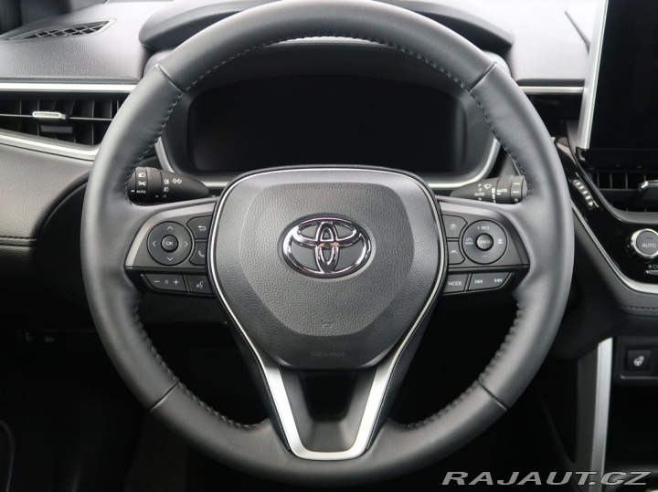 Toyota Corolla Cross 1.8Hybrid,CZ,1Maj,Comfort 2025