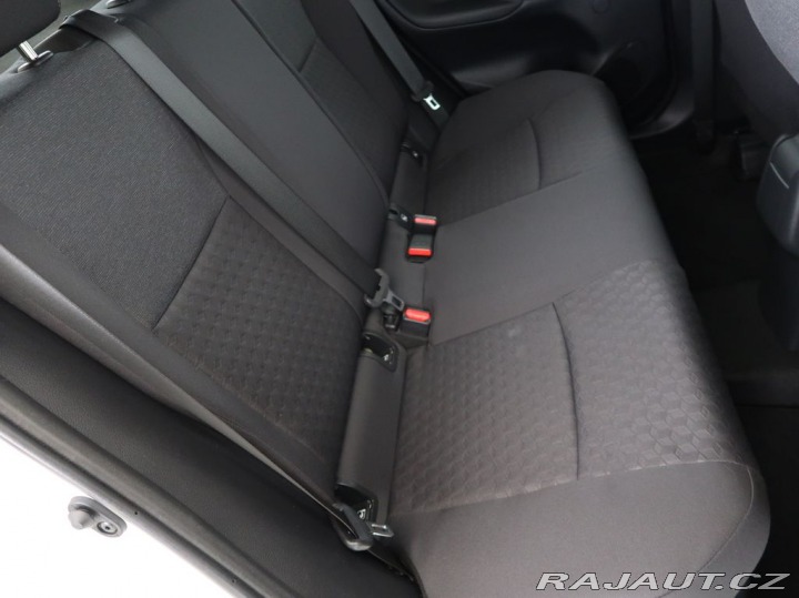 Toyota Yaris 1.5Hybrid,CZ,Comfort 2022