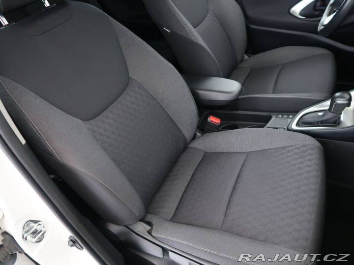 Toyota Yaris 1.5Hybrid,CZ,Comfort 2022