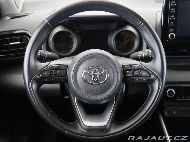 Toyota Yaris 1.5Hybrid,CZ,Comfort 2022