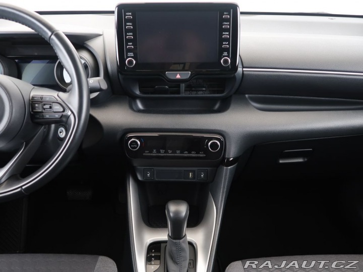 Toyota Yaris 1.5Hybrid,CZ,Comfort 2022