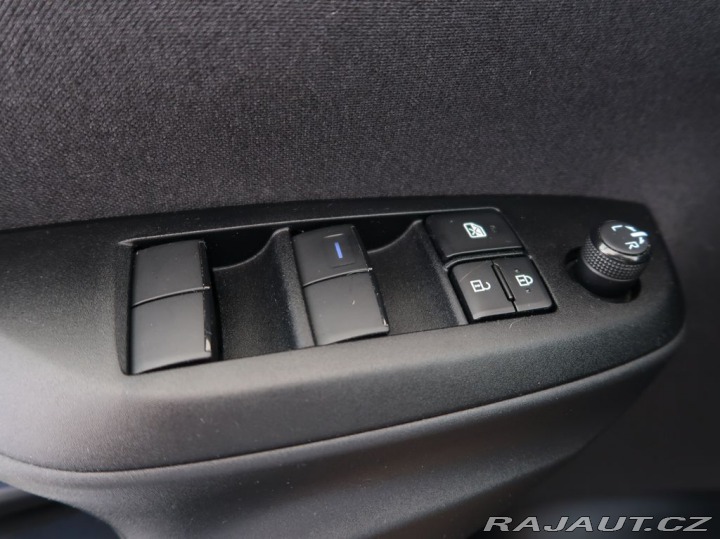 Toyota Yaris 1.5Hybrid,CZ,Comfort 2022