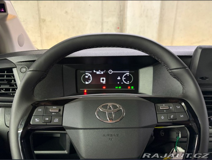 Toyota ProAce Verso 2,2, L2, Combi, 9 míst 2026