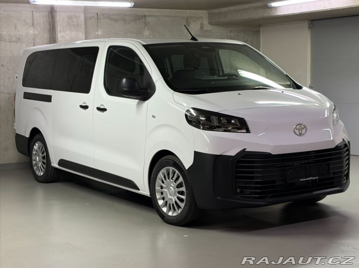 Toyota ProAce Verso 2,2, L2, Combi, 9 míst 2026