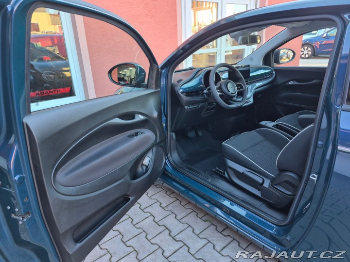 Fiat 500e 42kwh 87KW ICON (ODPOČET 2023