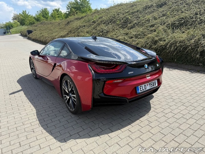 BMW i8 plugin hybrid (el+benzin) 1800
