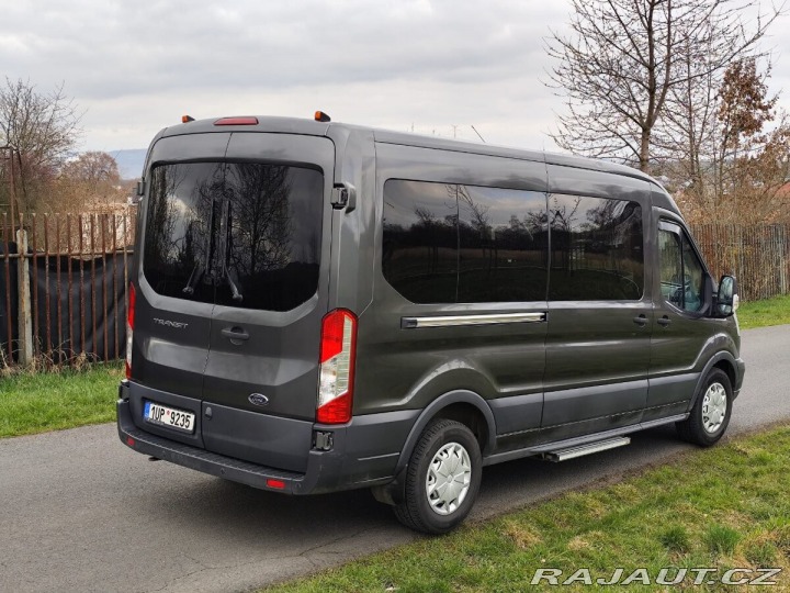 Ford Transit 2,0 s plošinou pro vozí 2019