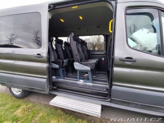 Ford Transit 2,0 s plošinou pro vozí 2019