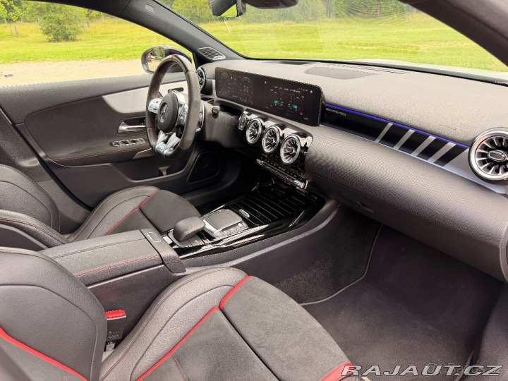 Mercedes-Benz A 2,0   S AMG 4MATIC+,PANO 2022