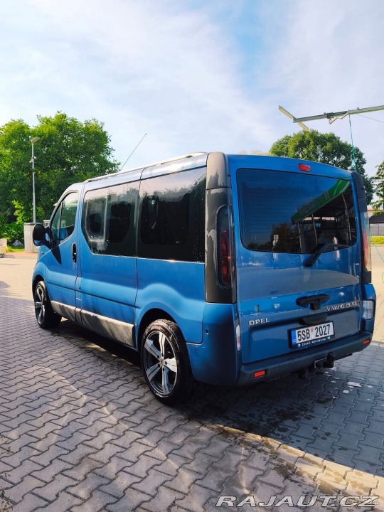 Opel Vivaro 1,9   Obytné auto 2004