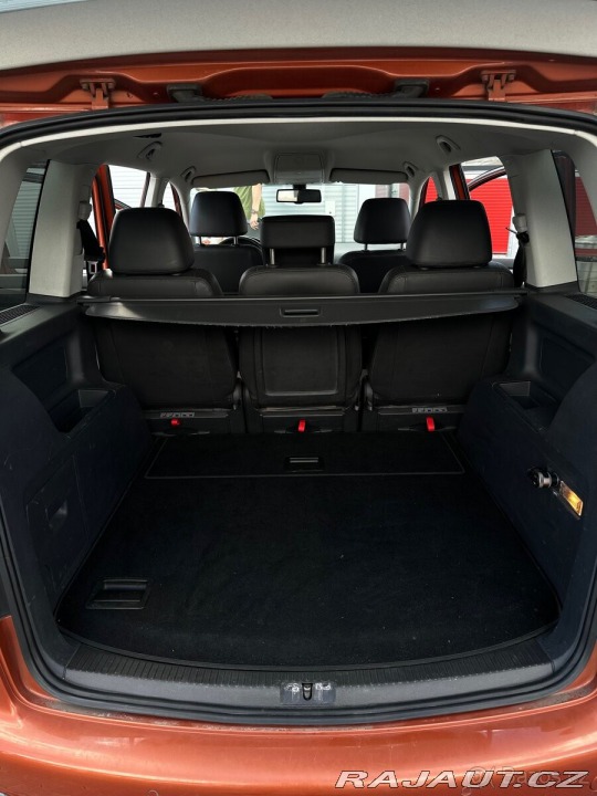 Volkswagen Touran 2,0 TDI 1800
