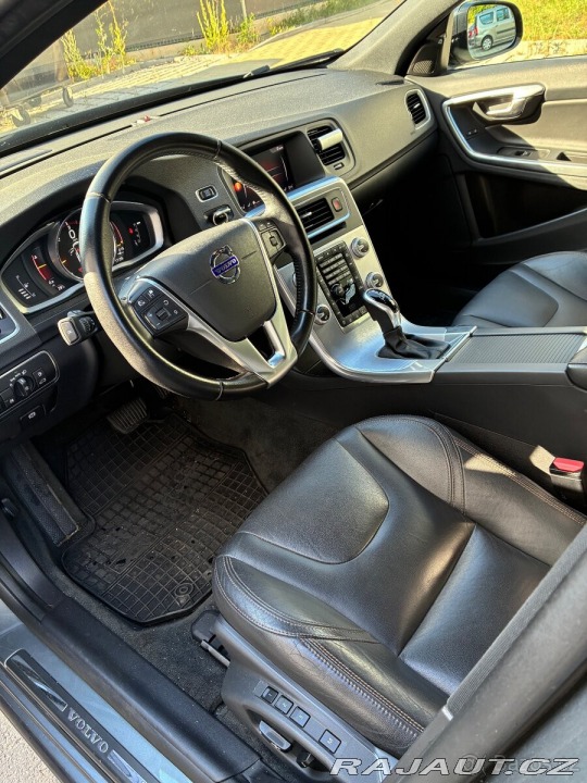 Volvo V60 Cross Country D4 AWD 140k 2017
