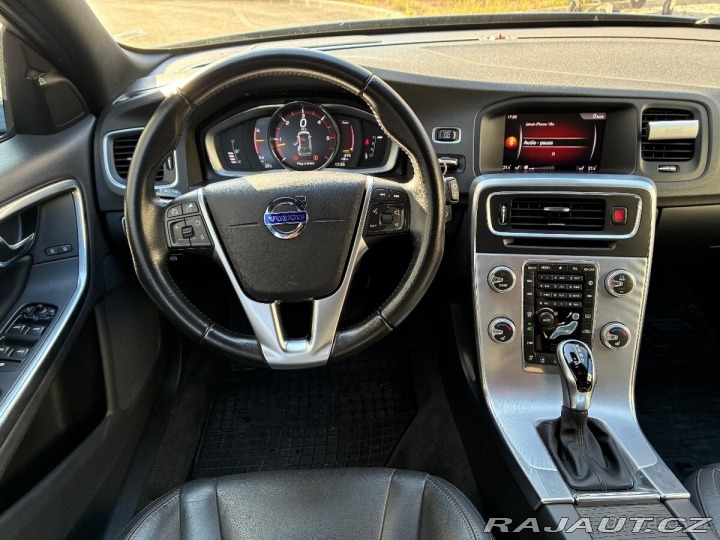 Volvo V60 Cross Country D4 AWD 140k 2017