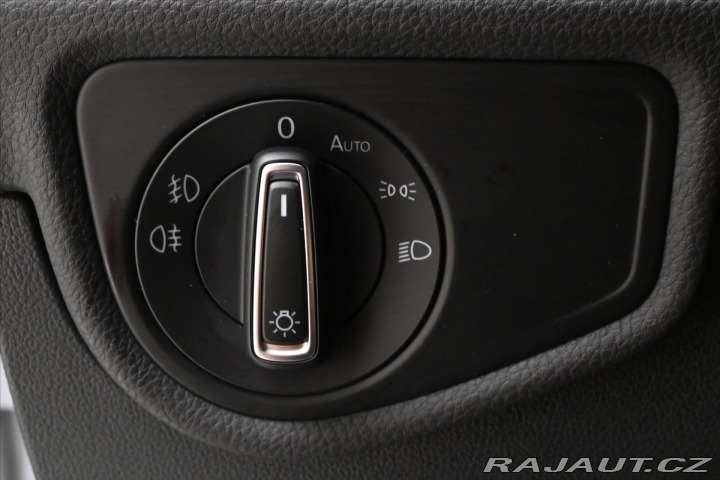 Volkswagen Touran 2,0 TDI 110kW DSG Comfort 2023