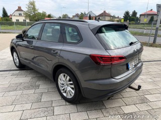 Volkswagen Touareg Basic 3,0TDI 170kW Tažné 2021