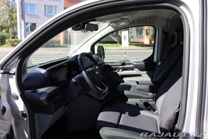 Ford Tourneo Custom Ford Tourneo REZERVOVÁNO 2024