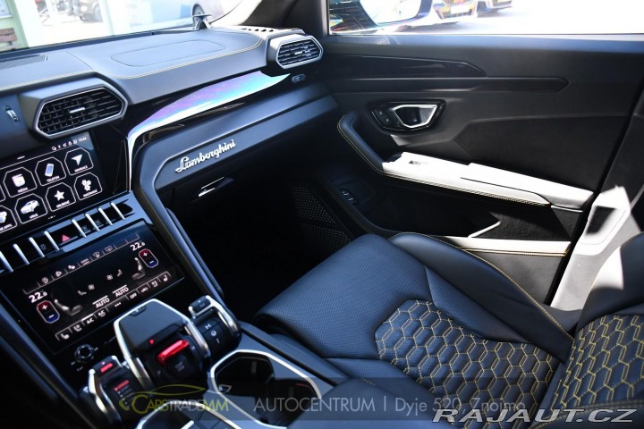 Lamborghini Urus 4.0 V8 KERAMIKY VZDUCH ZÁ 2022