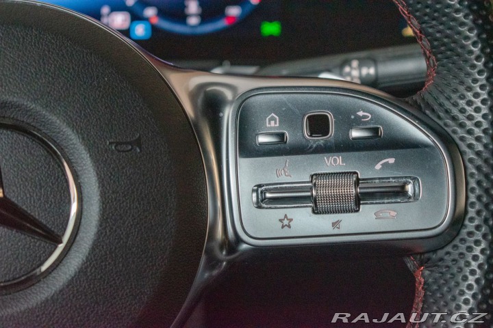 Mercedes-Benz GLB 250 4MATIC*ČR*7MÍST*KAMER 2023
