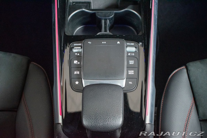 Mercedes-Benz GLB 250 4MATIC*ČR*7MÍST*KAMER 2023