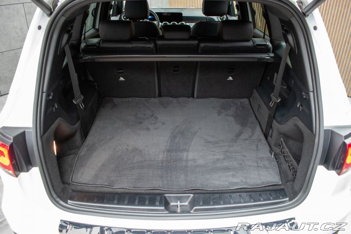Mercedes-Benz GLB 250 4MATIC*ČR*7MÍST*KAMER 2023