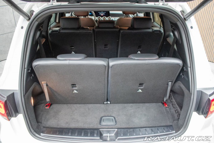 Mercedes-Benz GLB 250 4MATIC*ČR*7MÍST*KAMER 2023