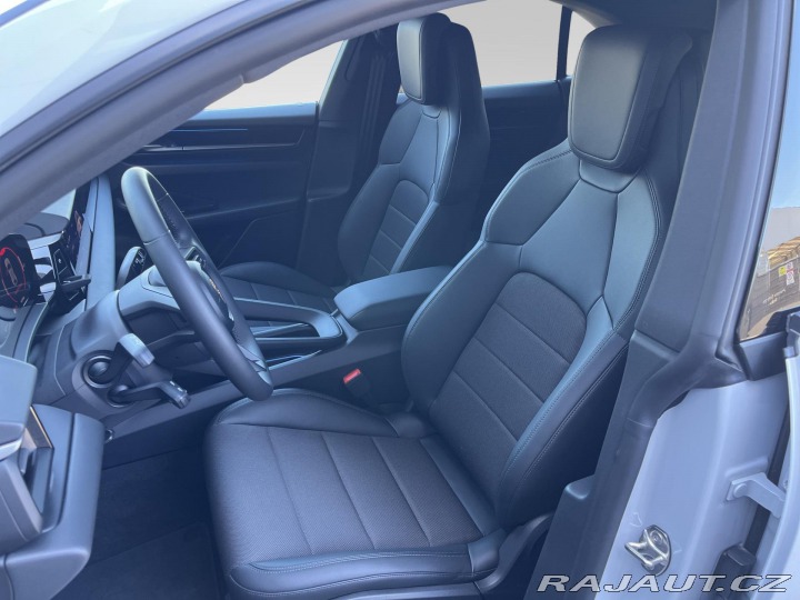Porsche Macan 4 2025