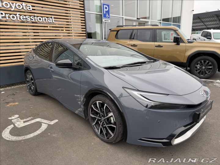 Toyota Prius 2,0 PRESTIGE 2024