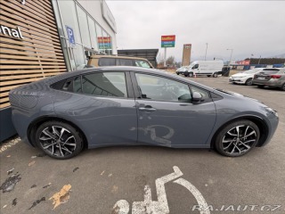 Toyota Prius 2,0 PRESTIGE 2024